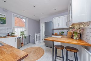 Photo 16- click for photo gallery